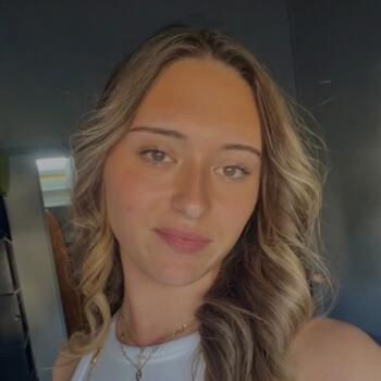 Babysitter in Évreux: Louisa