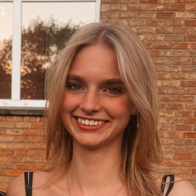 Babysitter in Damme: Ylana