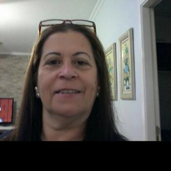 Babysitter in São Paulo: Eliane