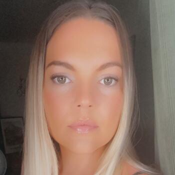 Nounou à Châteauneuf-Val-Saint-Donat: Elodie