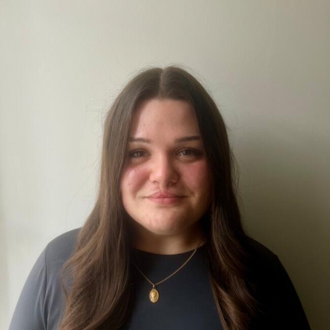 Babysitter in Millau: Elise