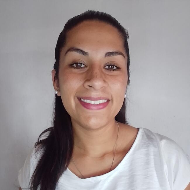 Niñera en Pilar: Camila belen