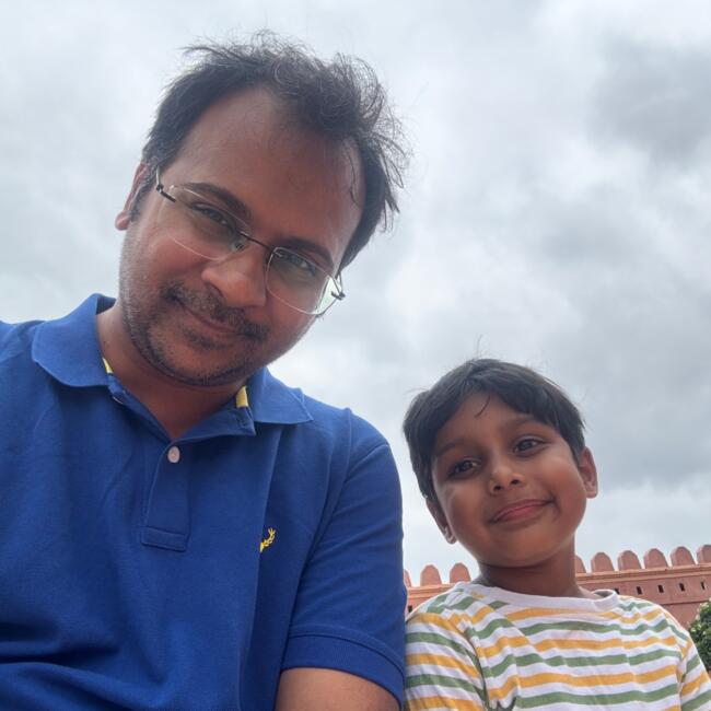 Trabajo para niñera en Hyderabad: VENKATA VAIBHAV