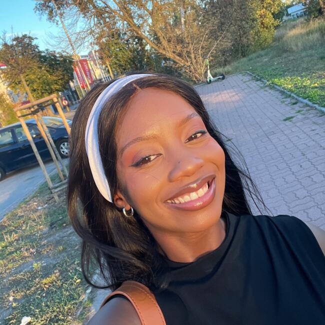 Opiekunka do dziecka w Warszawa: Michelle