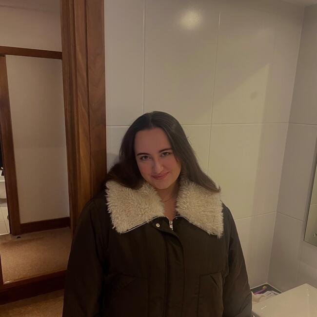 Babysitter in Ballisodare: Katelyn