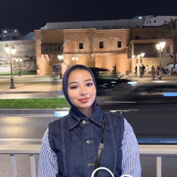 Babysitter Rabat: Aya