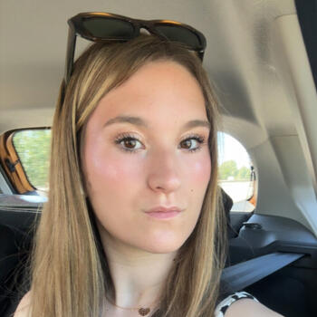 Babysitter in Hautmont: Laura