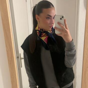 Babysitter in Pérignat-lès-Sarliève: Paulyne