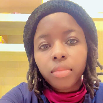 Babysitter in Riyadh: Esther