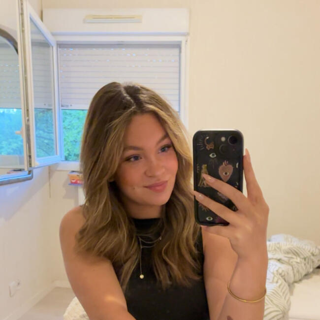 Babysitter in Auray: Ynaissa