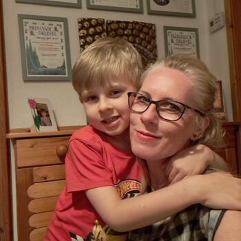 Babysitter in Budapest: Enikő