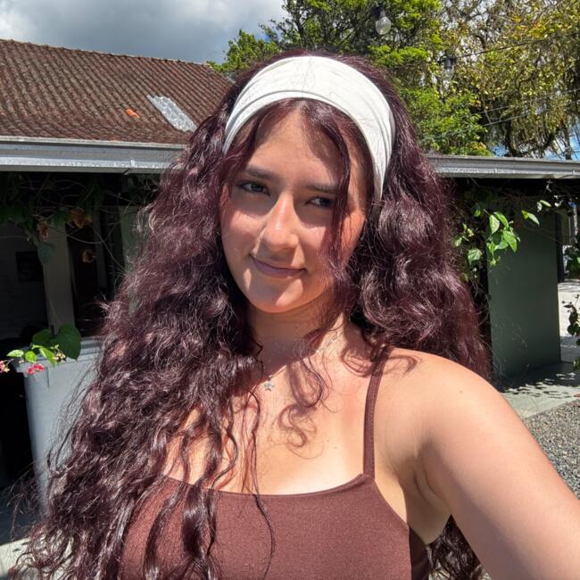 Babá em Joinville: Mariana