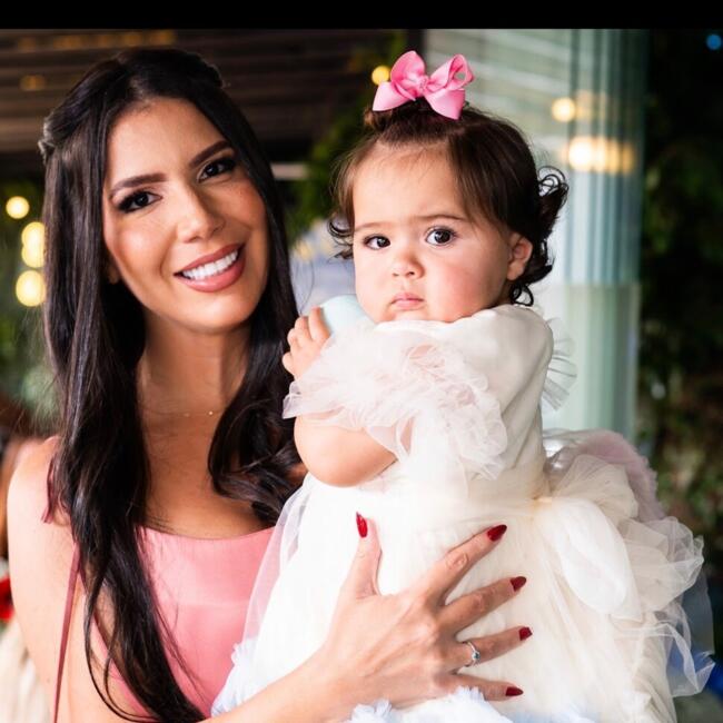 Babysitting job in Ribeirão Preto: Flavia