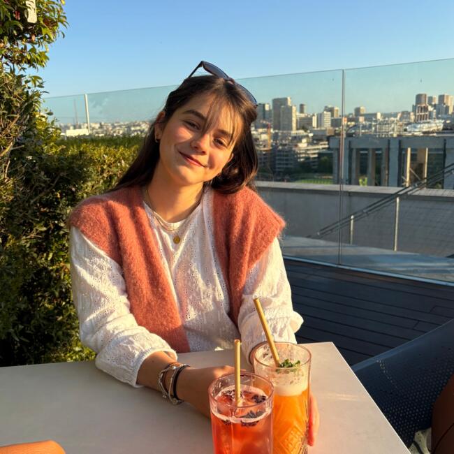 Babysitter in Narbonne: Lucie