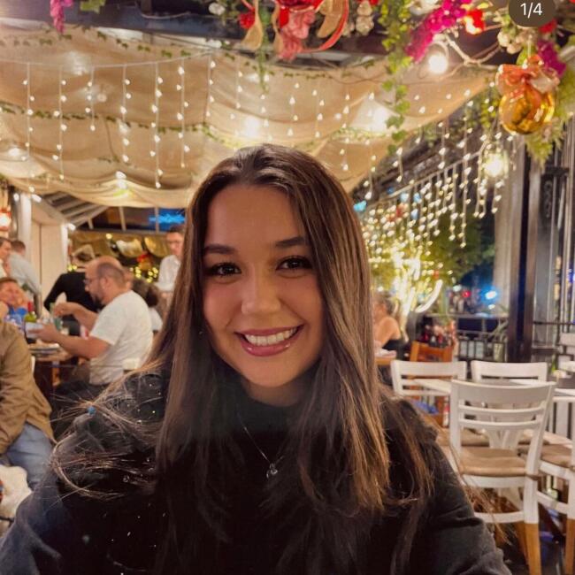 Babysitter in Jundiaí: Barbara