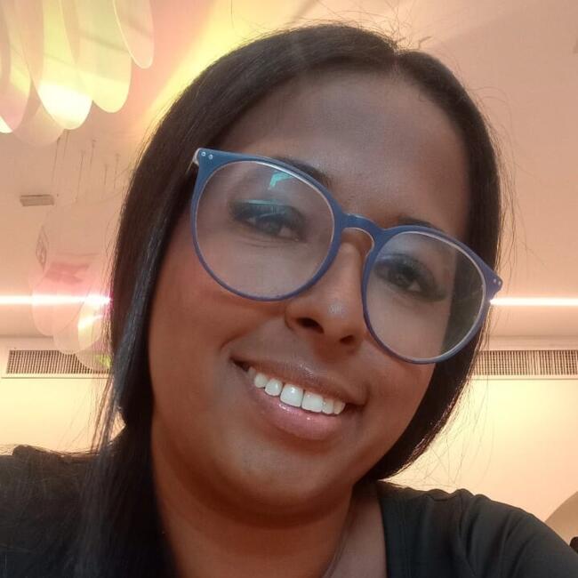 Babysitter in São Paulo: Monique