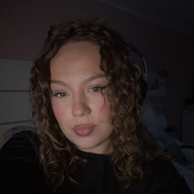 Babysitter in Colfontaine: Maëva