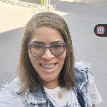 Babysitter in São Luís: Larissa Fernanda