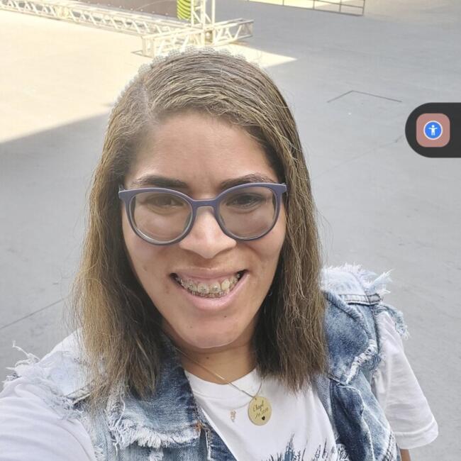 Babysitter in São Luís: Larissa Fernanda