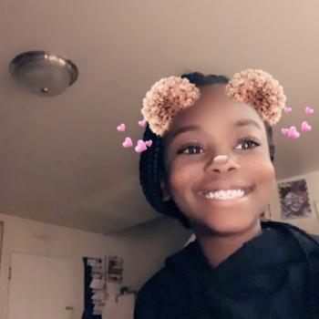 Babysitter Newark: Emani