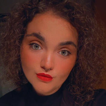 Babysitter in Rome: Noemi