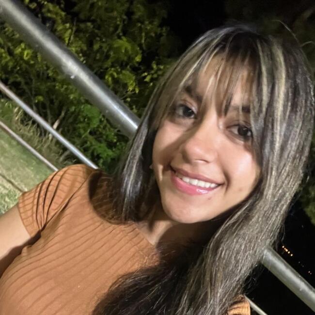 Babysitter in Gobernador Gálvez: Leyla