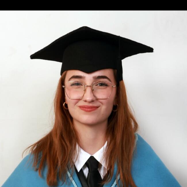 Babysitter in Villaconejos: Cecilia