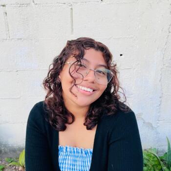 Babysitter in Cancún: Angie