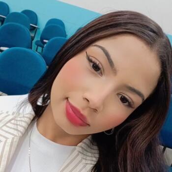 Babysitter in Jaú: Beatriz