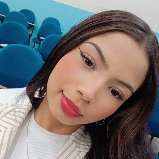 Babysitter in Jaú: Beatriz