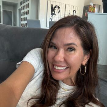 Babysitting job in Tucson: babysitting job Riisa