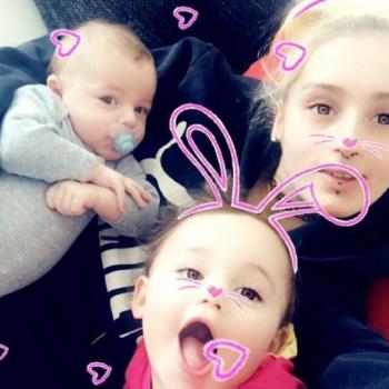 Praca opiekunka do dziecka Mondercange: praca opiekunka do dziecka Esposto