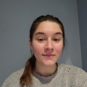 Babysitter in Scionzier: Noémie