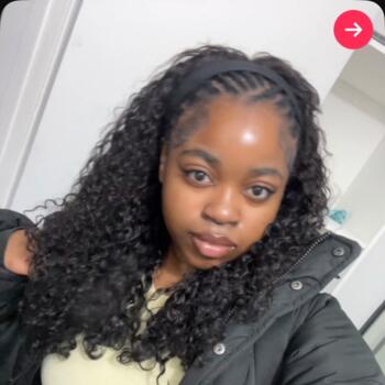 Babysitter in Halifax: Sherandi