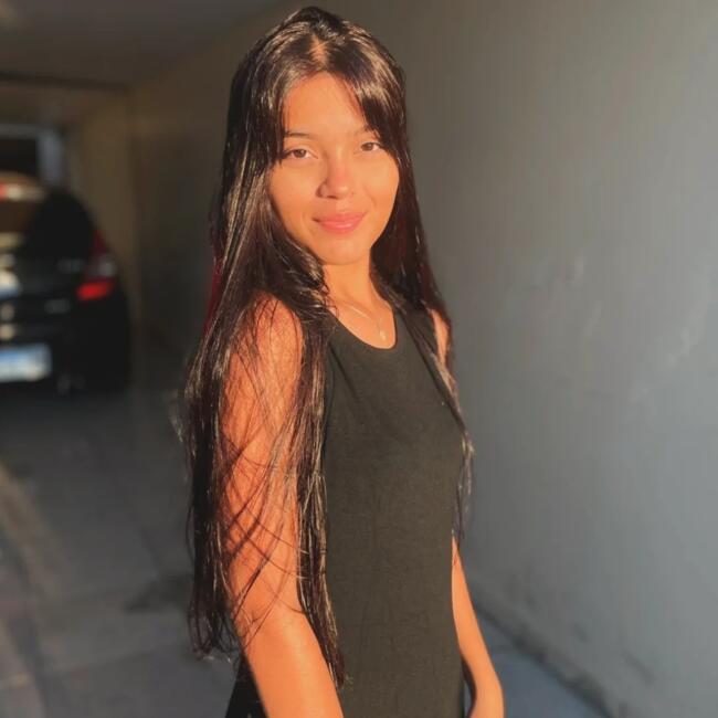 Babá em Campo Mourão: VIVIANE