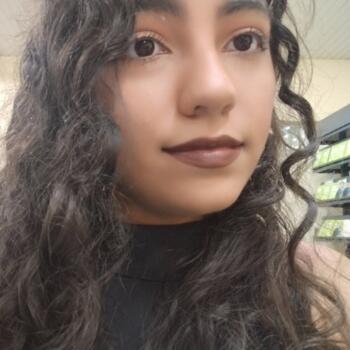 Babysitter in Horizonte: Beatriz