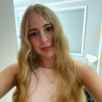 Babysitter in Palmerston North: Alice