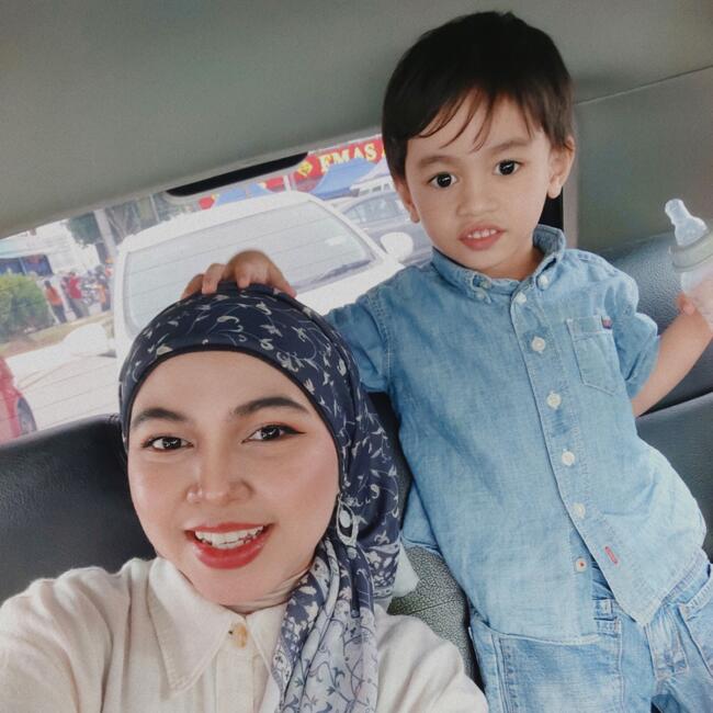 Babysitting job in Semenyih: Azza