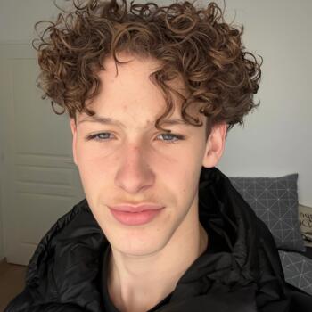 Babysitter in Chalon-sur-Saône: Kylian