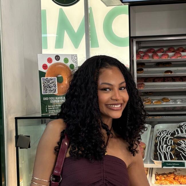 Babysitter in Manchester: J-Anna