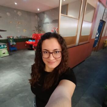 Babysitter in Santarém: Mariana