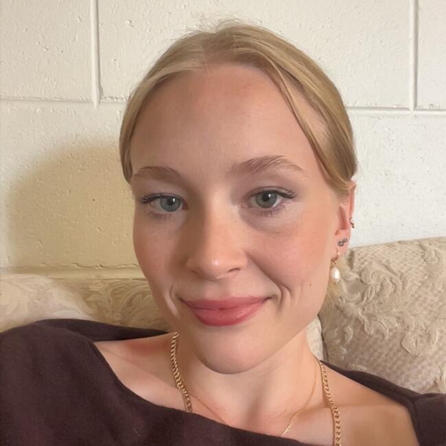 Babysitter in Sunshine Coast: Piper