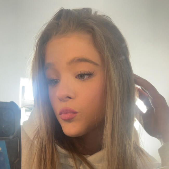 Babysitter in Kortrijk: Kyana
