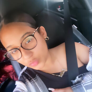 Babysitter Perth Amboy: Jenifer