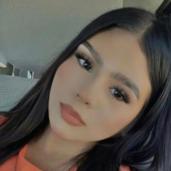 Babysitter in Phoenix: Daisy