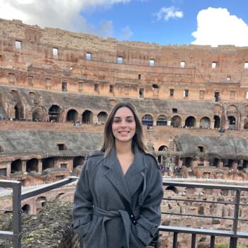 Babysitter in Leontario: Xristianna