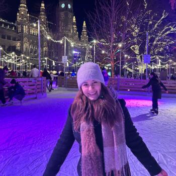 Babysitter in Vienna: Ailin