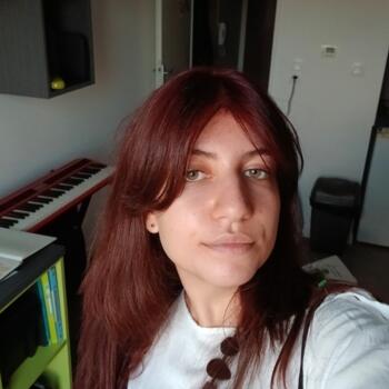 Babysitter in Nantes: Angèle