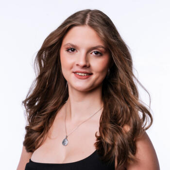 Babysitter in Fontaine-l'Évêque: Clémence