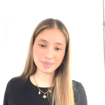 Babysitter in Grenoble: Celia